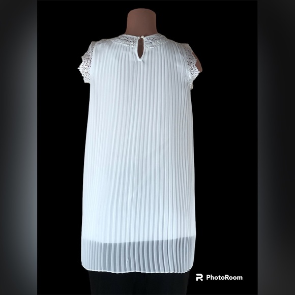 Speechless Women's Size 14 Top White Tunic Blouse Sleeveless NWOT - Picture 3 of 16